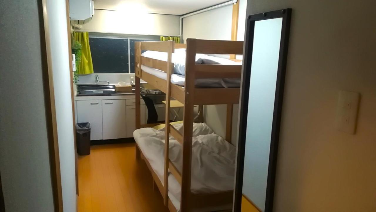 Guesthouse Oasis Osaka Exterior photo
