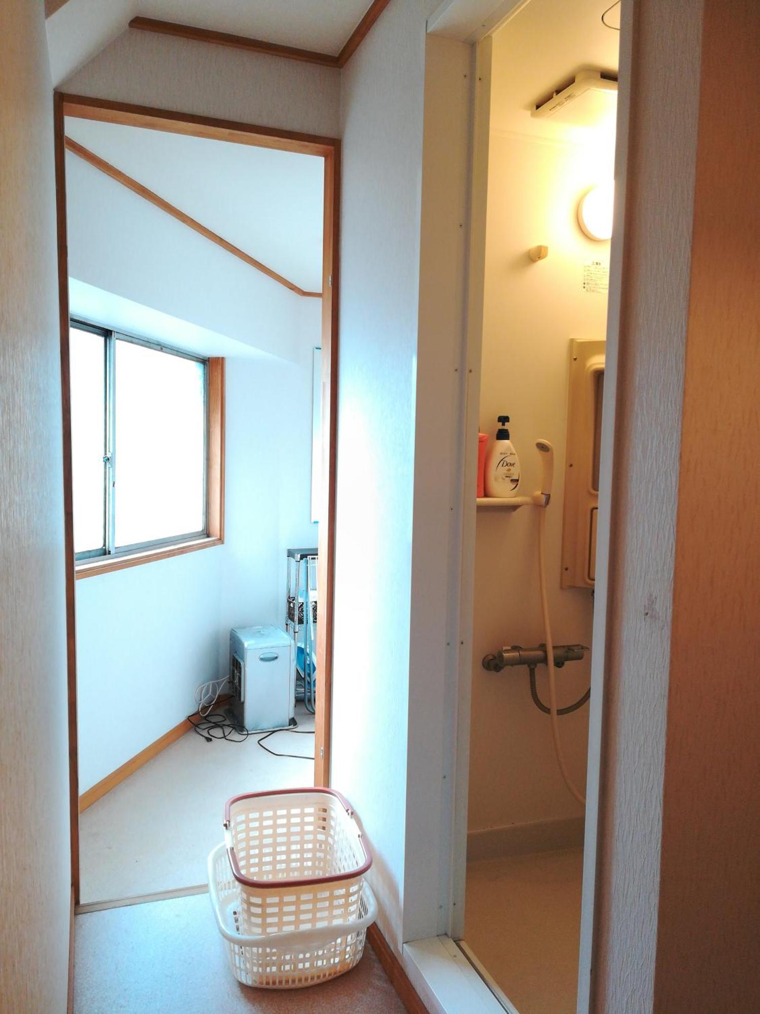 Guesthouse Oasis Osaka Exterior photo